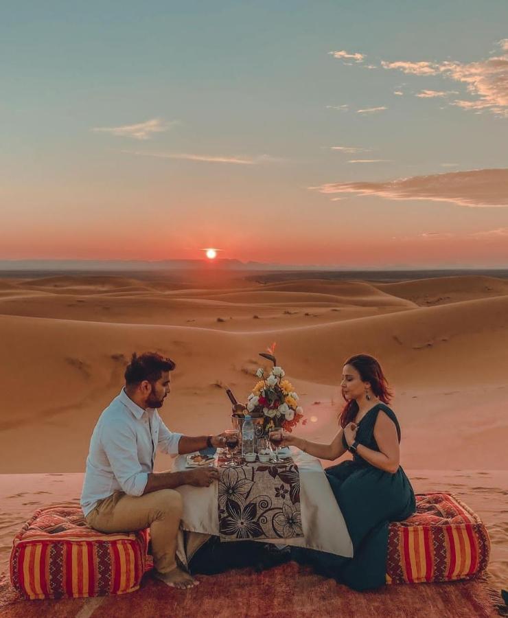 Sahara Luxury Glamping Ξενοδοχείο Merzouga Εξωτερικό φωτογραφία